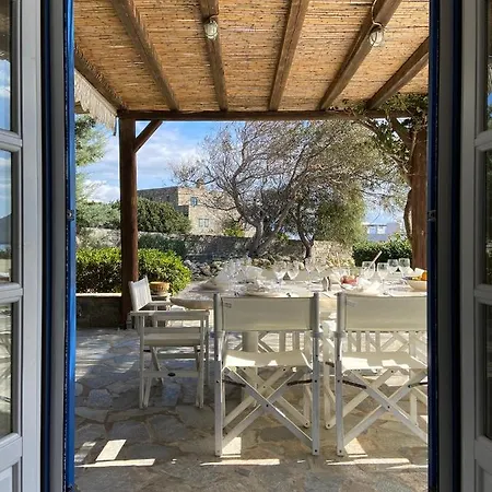 Emerald Isterni (Paros)