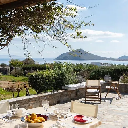 Emerald Isterni (Paros)