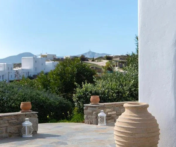 Emerald * Isterni (Paros)